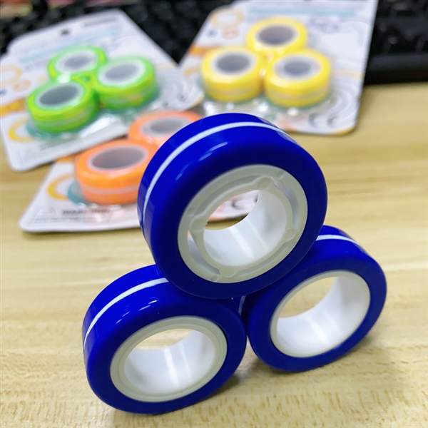 KIBTOY™ Magnetic Fidget Toy Rings view 2