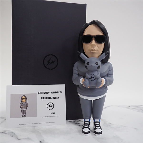 KIBTOY™ High quality resin Fashion Play Manager Hiroshi Fujiwara(ヒロシ／ふじわらひろし), Lightning Pikachu GK Doll, Handmade Decoration Toy Model 30cm tall view 2