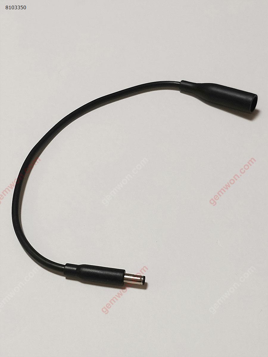 Picture of DELL 7.4mm Female Jack To 4.5 x 3.0mm Male Adapter(black)