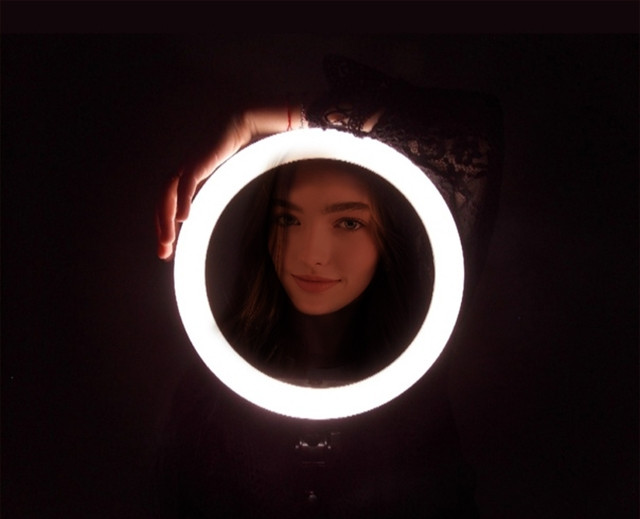 AIXPI 10 Inch Desktop Ring Light with Tripod Stand & Phone Holder AIXPI 10 Inch Desktop Ring Light with Tripod Stand & Phone Holder