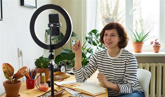 What is the Best Ring Light for Zoom Meeting