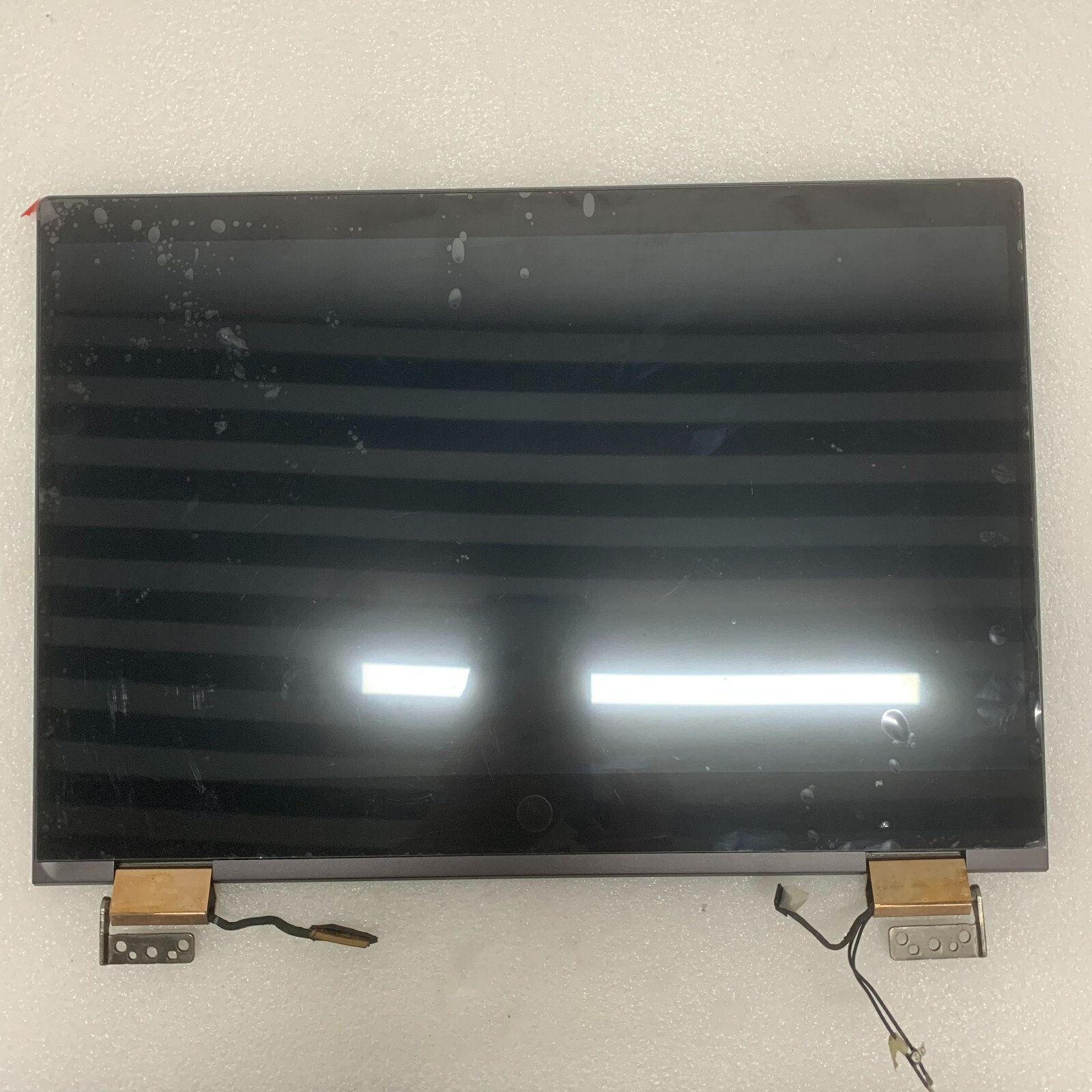 Picture of L15596-001 HP SPECTRE X360 15-CH 15T-CH000 15-CH004NA UHD TOUCH SCREEN HINGE UP